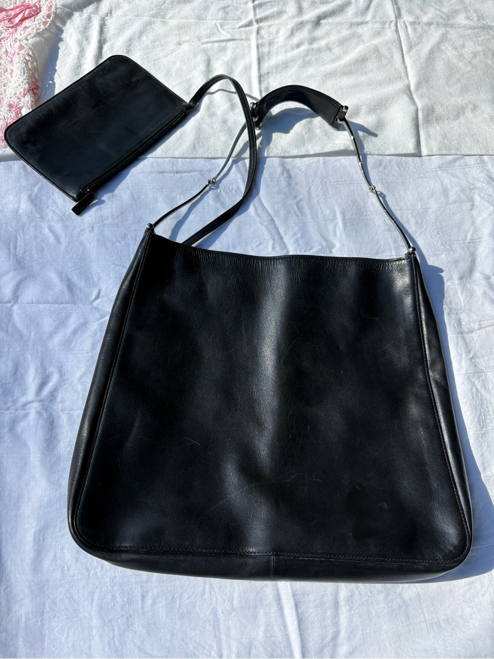 Gucci Tom Ford Black Leather Shoulder Bag with Minimalist Bit Detail